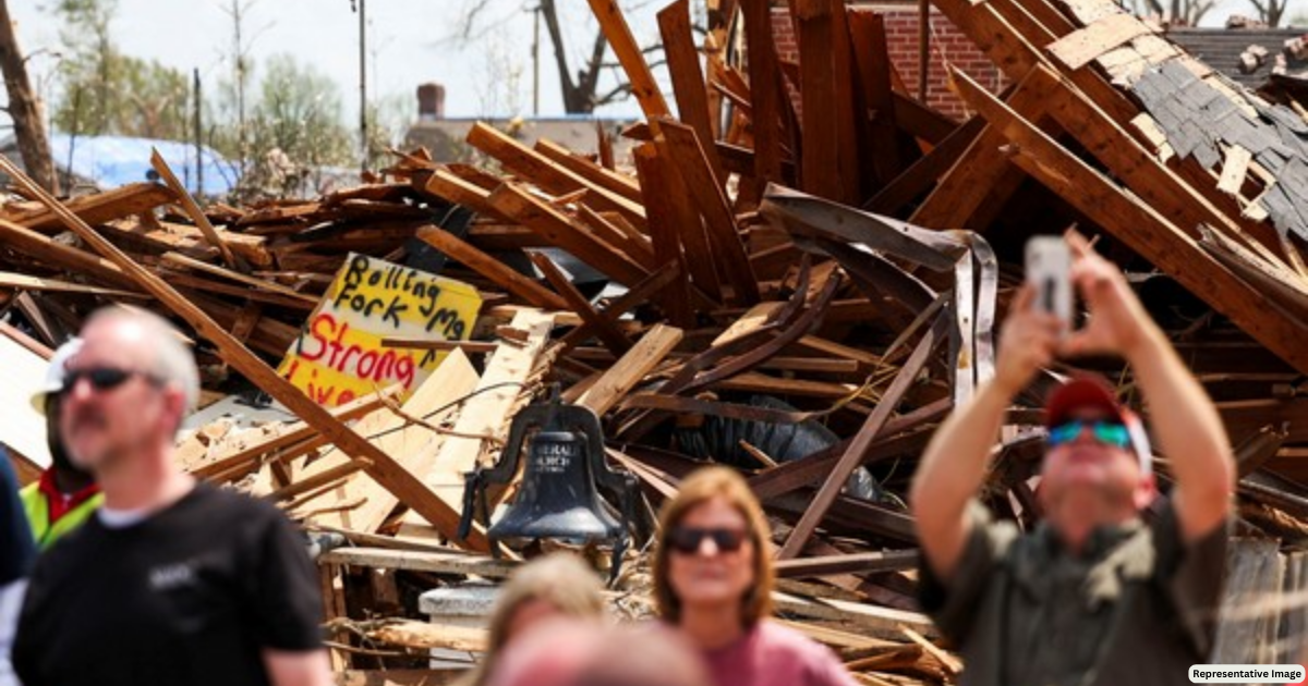 Deadly tornadoes kill 11 across US South, Midwest